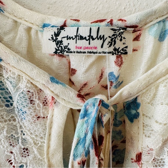 New Free People Take It Away Boho Ruffle Lace Floral Bodysuit Blouse Top - Picture 7 of 10